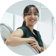 Odontología Integral en Pilar 13 lucia profile